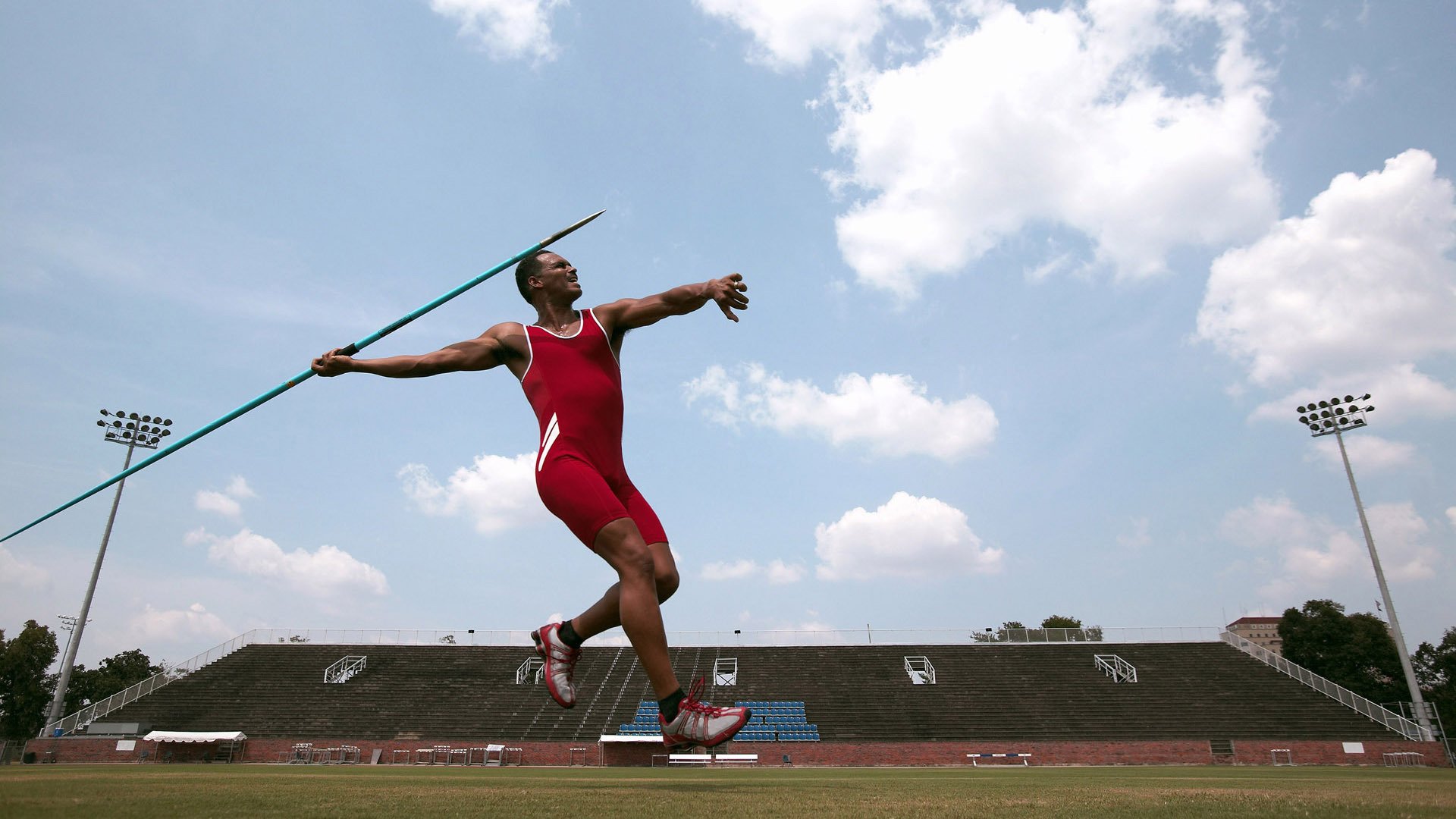 中甲联赛“东北德比”辽宁沈阳城仕主场力克延边龙鼎 看台座无虚席